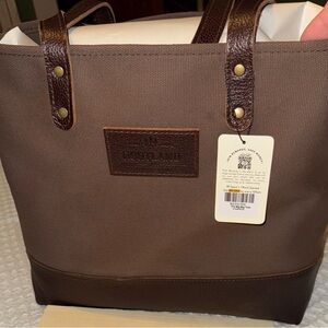 NOT FOR SALE—Portland Leather Goods Big Big Tote BNNU